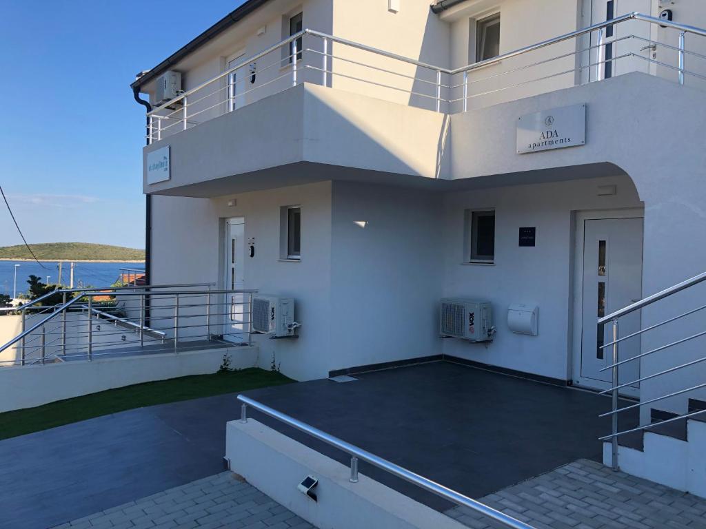 Balkón nebo terasa v ubytování Ada Vis Apartments