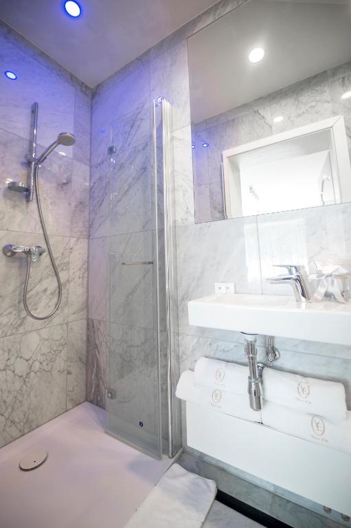 Koupelna v ubytování Hotel Villa Eva