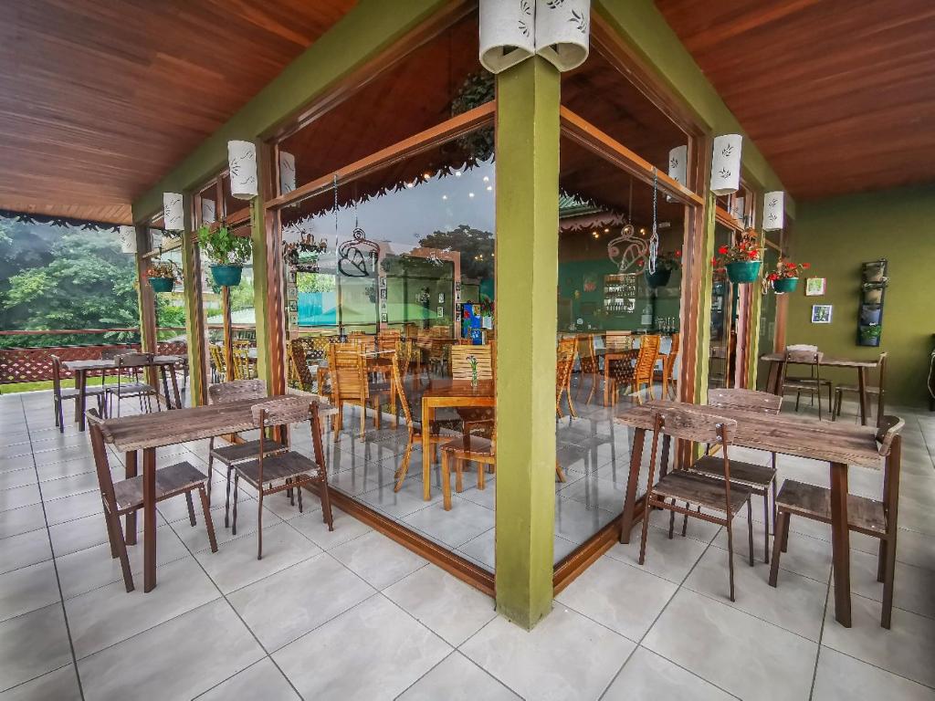 Restaurace v ubytování Ficus Sunset Suites
