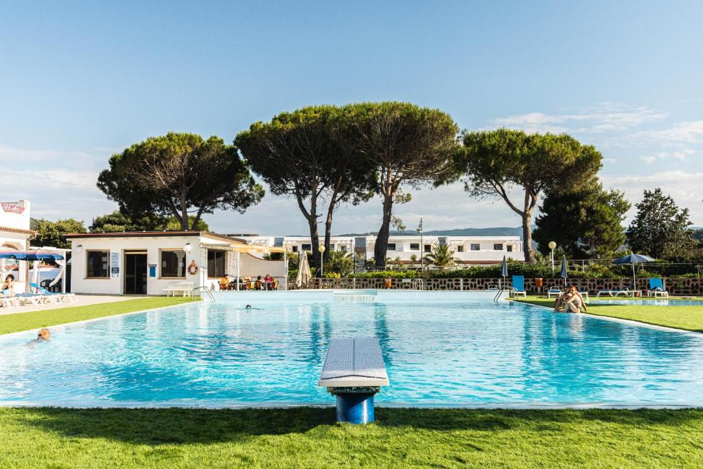 Bazén v ubytování Hotel D'Amato nebo v jeho okolí