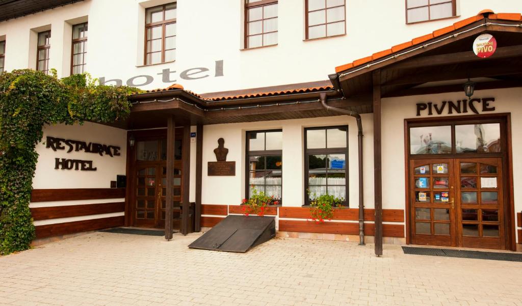 Budova, kde se hotel nachází