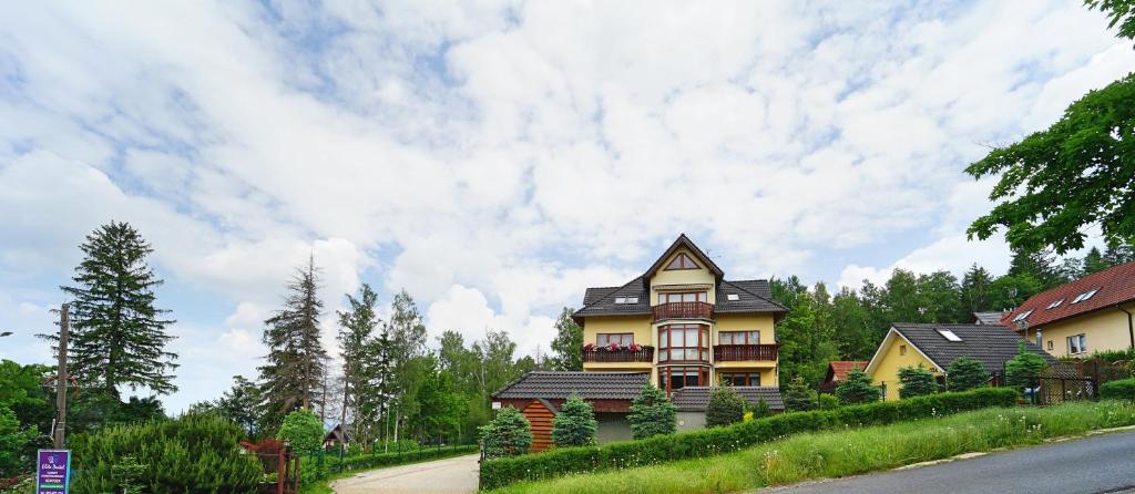 Budova, v ktorej sa apartmán nachádza