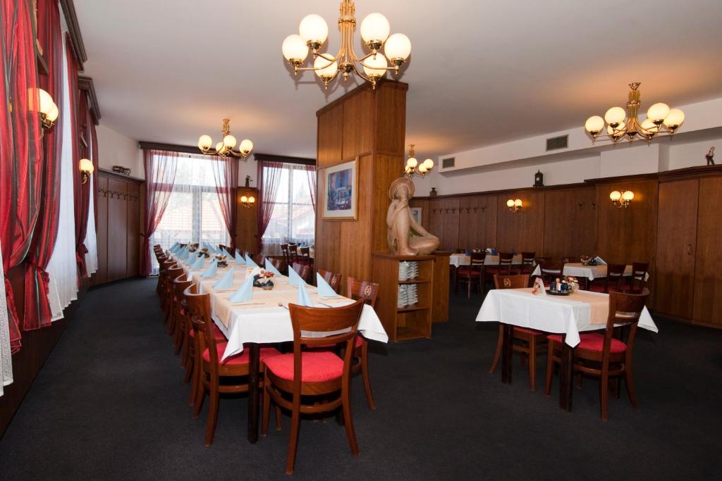Restaurace v ubytování Hotel Hajčman