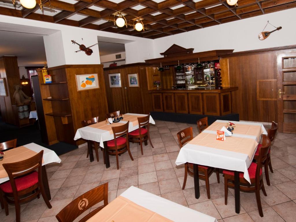 Restaurace v ubytování Hotel Hajčman