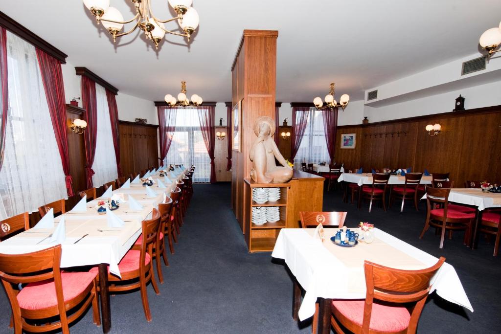 Restaurace v ubytování Hotel Hajčman