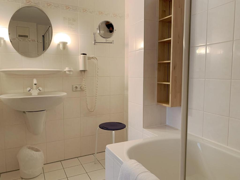 Landhotel Untere Kapfenhardter Mühle - Single Room