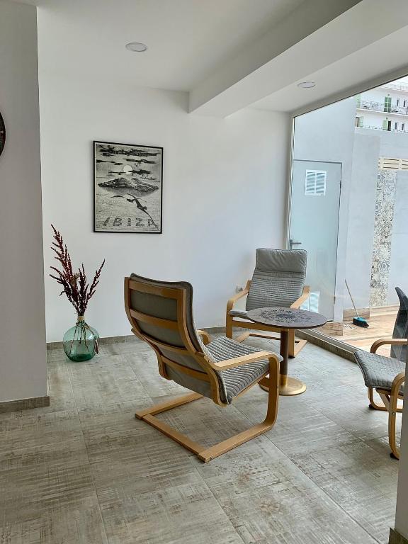 Hostal Rosalia, San Antonio – Updated 2023 Prices