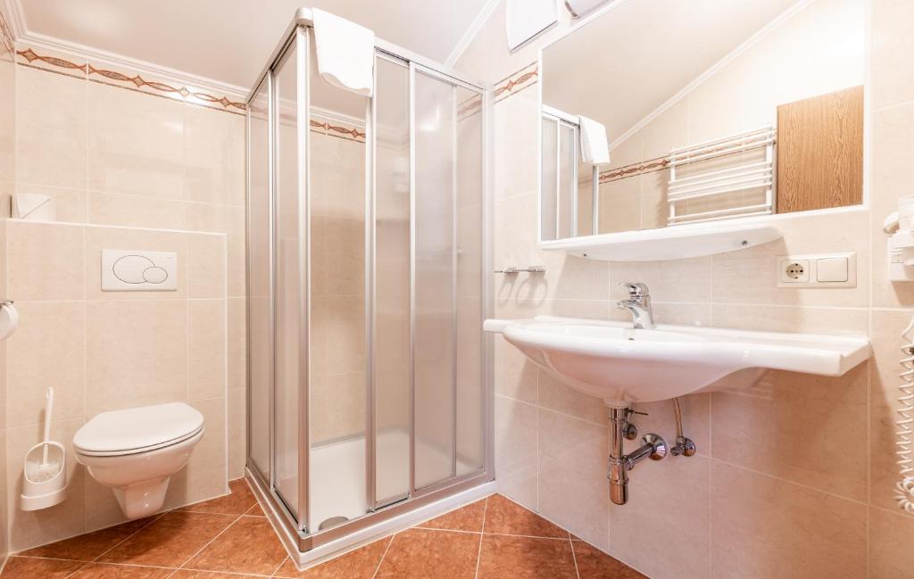 Koupelna v ubytování Hotel Gasthof Stenitzer