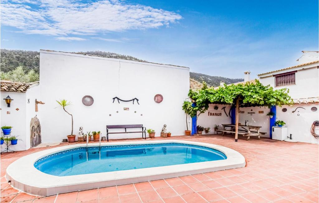 Awesome home in Rute with Outdoor swimming pool, WiFi and 3 ...