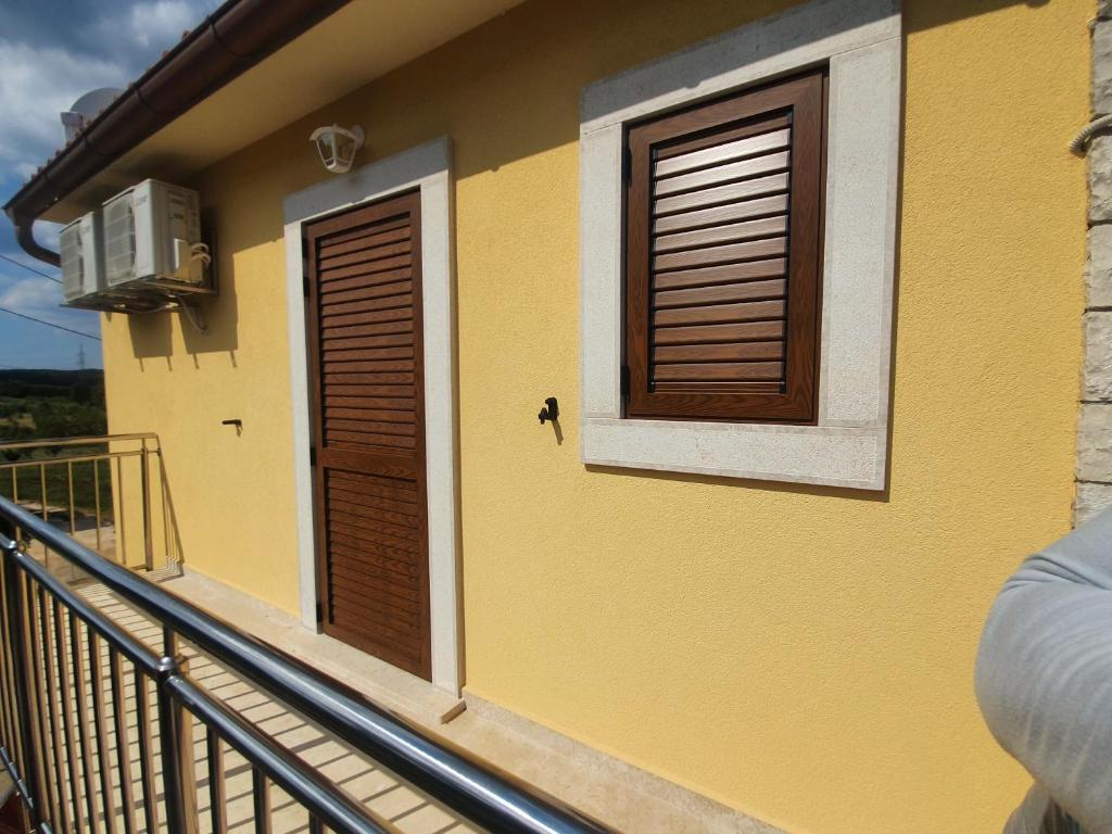 Balkon lub taras w obiekcie Villa Vetta, sea, nature, pool & relax