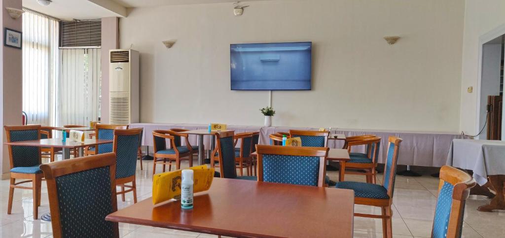 Restaurace v ubytování Delfini Hotel