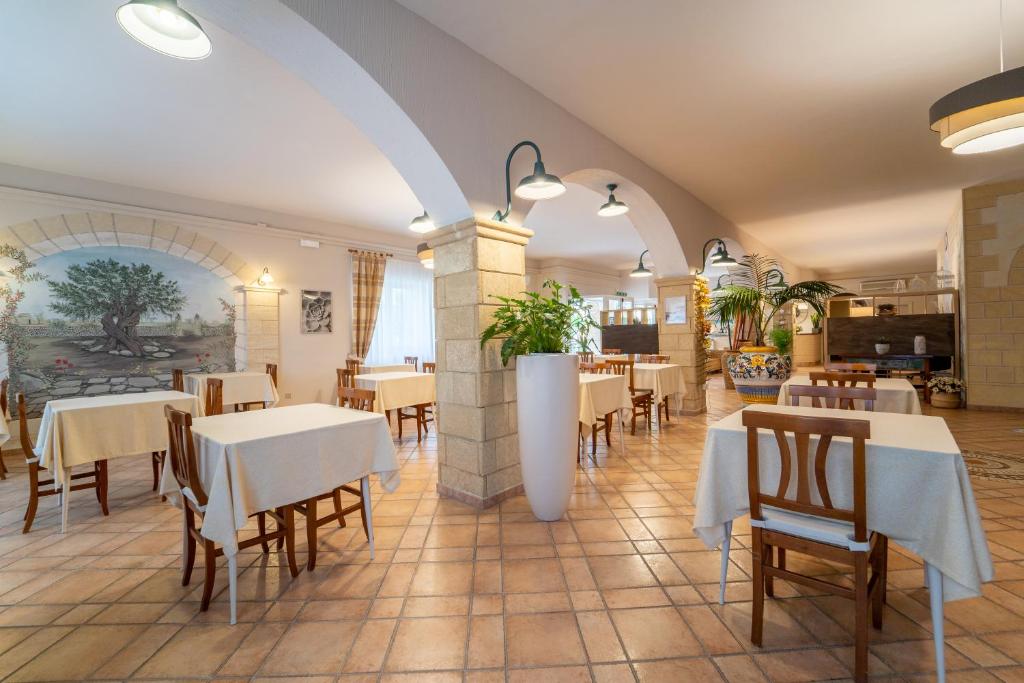 Restaurace v ubytování Hotel Costa D'Oro