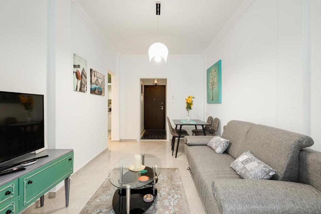Telewizja i/lub zestaw kina domowego w obiekcie Rainbow, Nilie Hospitality MGMT