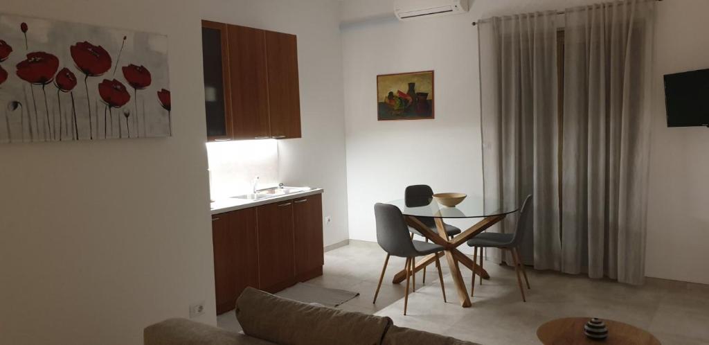 Telewizja i/lub zestaw kina domowego w obiekcie Apartments Cocaletto5