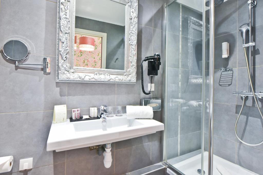 Hotel La Villa Nice Promenade - Resim 8