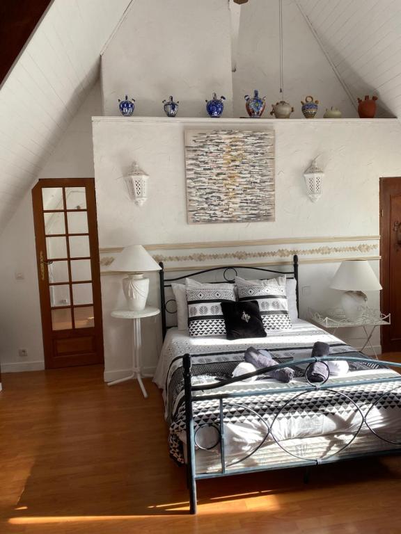 Postel nebo postele na pokoji v ubytování Loft de Lancelot City Center