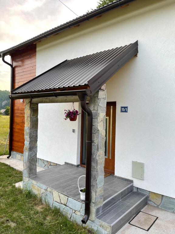 Budova, kde se apartmán nachází