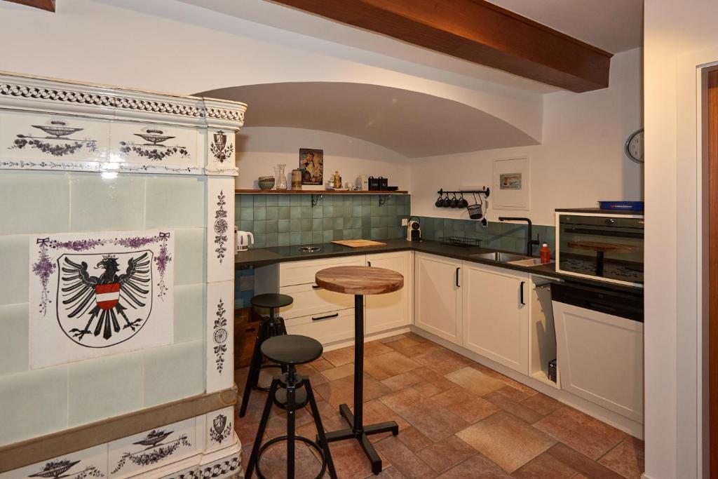 Kuchyň nebo kuchyňský kout v ubytování Ferienwohnung in Rheinfelder Altstadt
