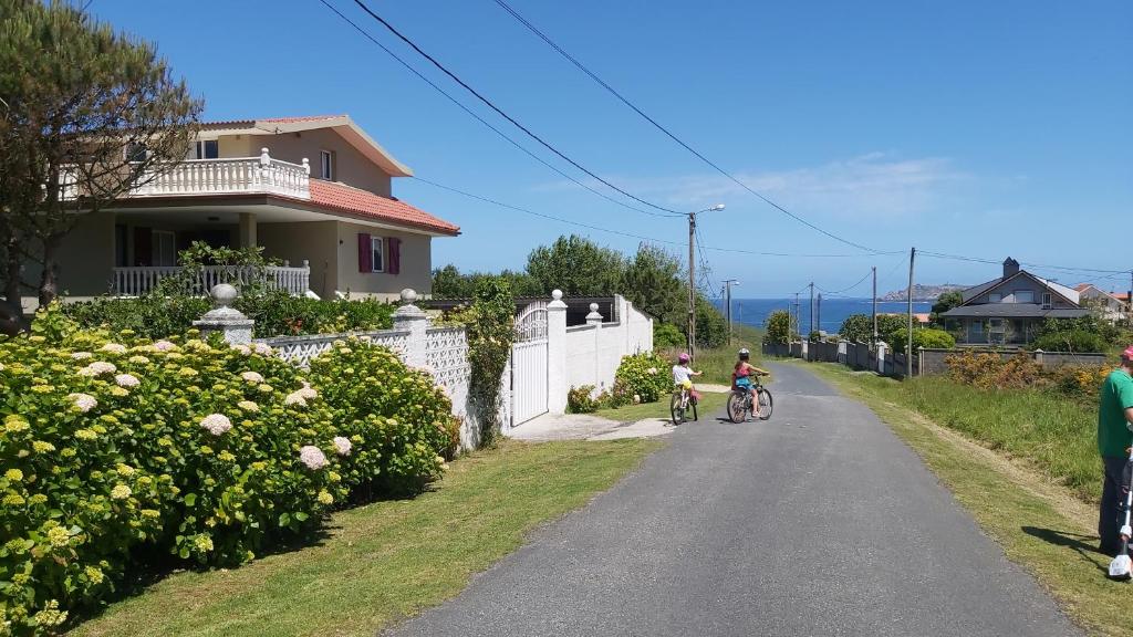 Area Pequena, Malpica – Updated 2022 Prices