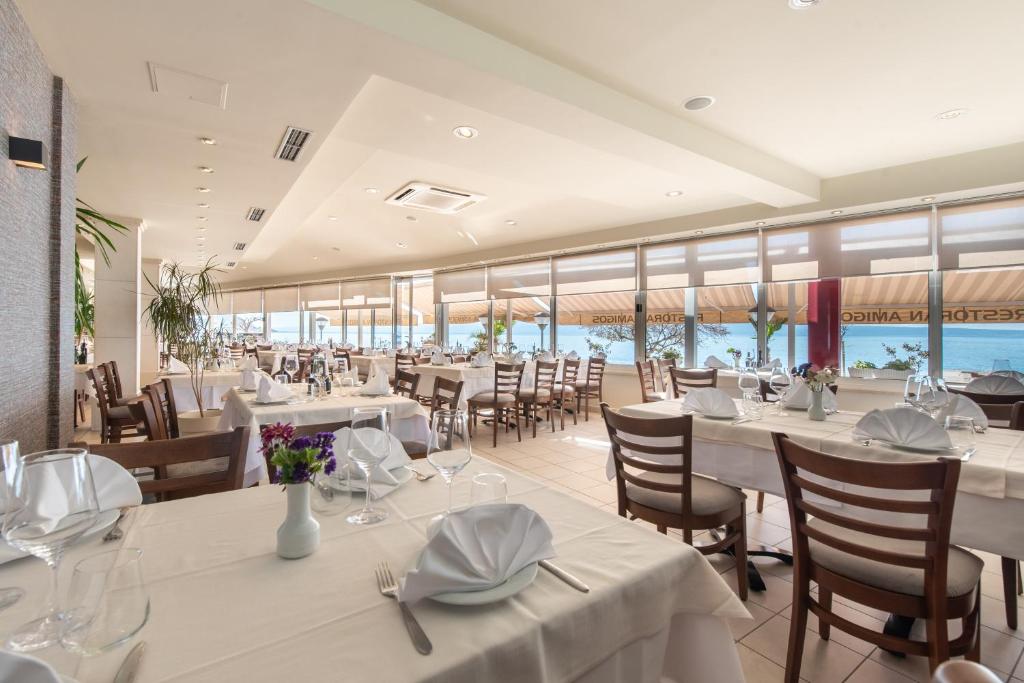 Restaurace v ubytování Pansion Amigos
