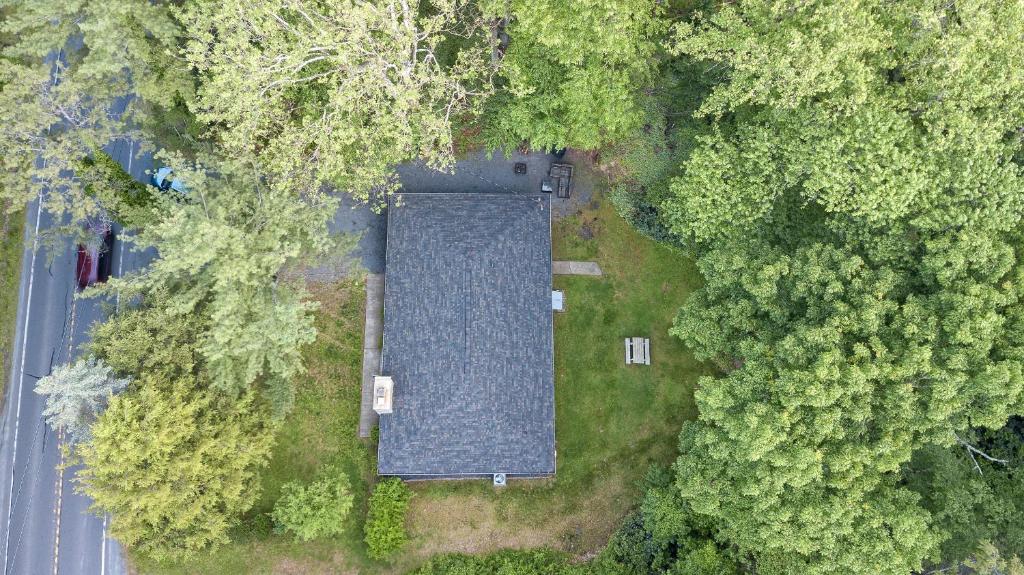 Loodusmaastik puhkemaja lähedal