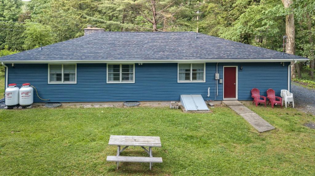 Aed väljaspool majutusasutust Camelback Rd Rancher- On ONE ACRE & near attractions
