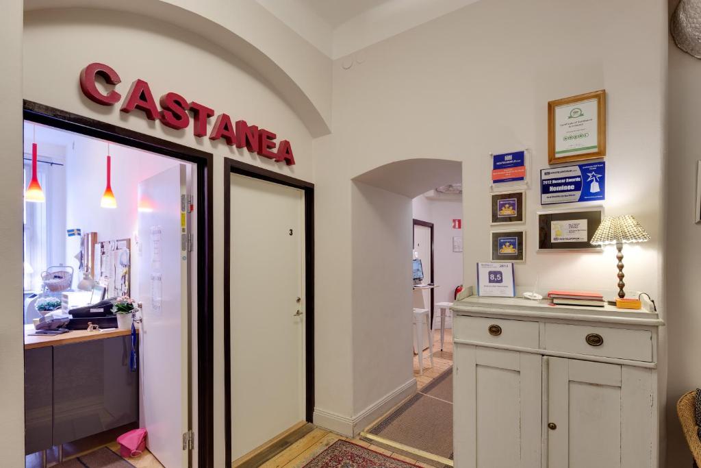 Castanea Old Town Hostel photo