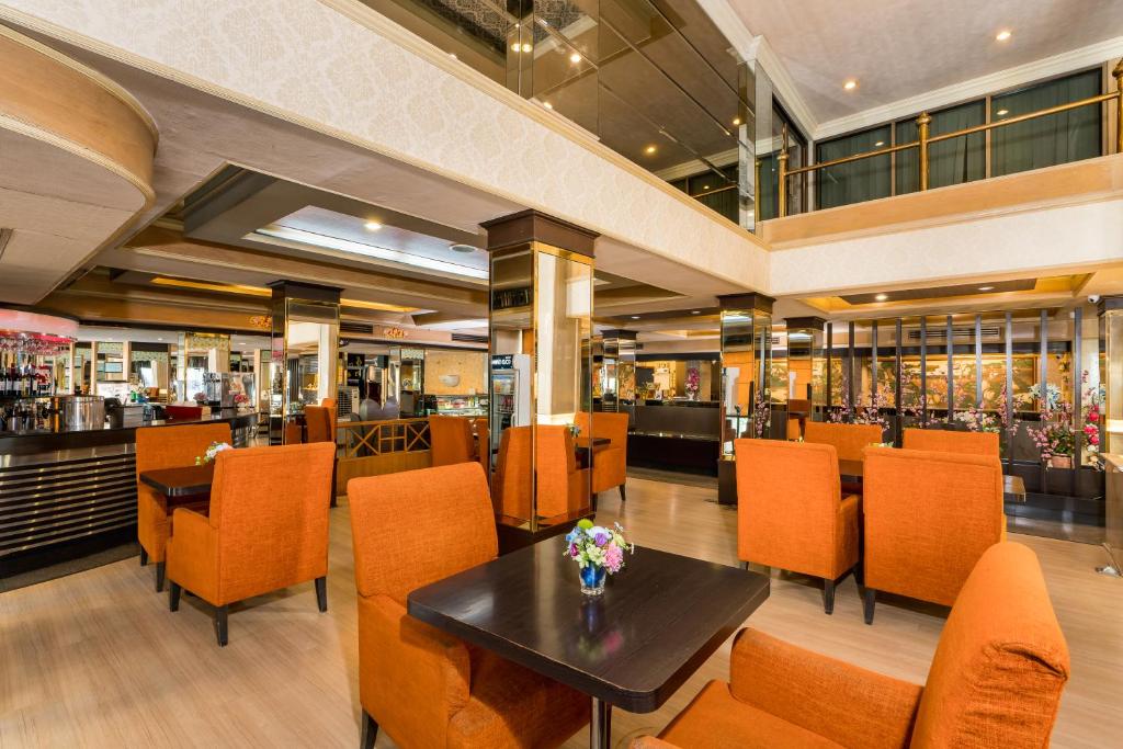 Restaurace v ubytování Niran Grand Hotel