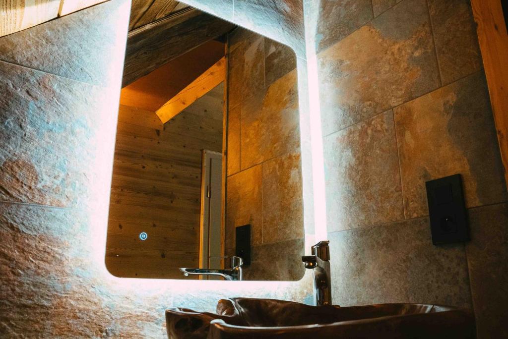 Koupelna v ubytování Le Grand Petit Prince - Domaine de Charme - Jacuzzis privatifs