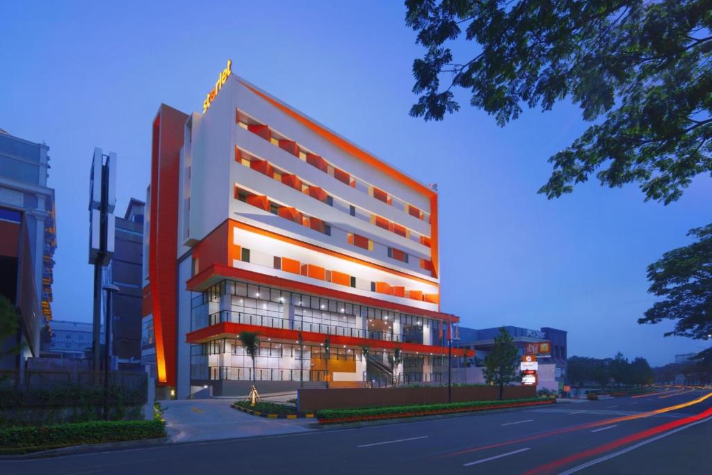 Bangunan di mana terletaknya hotel