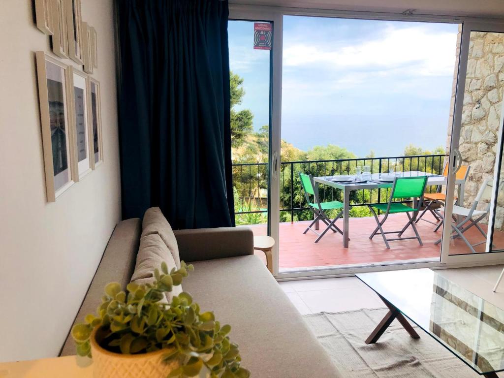 Balkón alebo terasa v ubytovaní SunAndBed Punta del Cavall