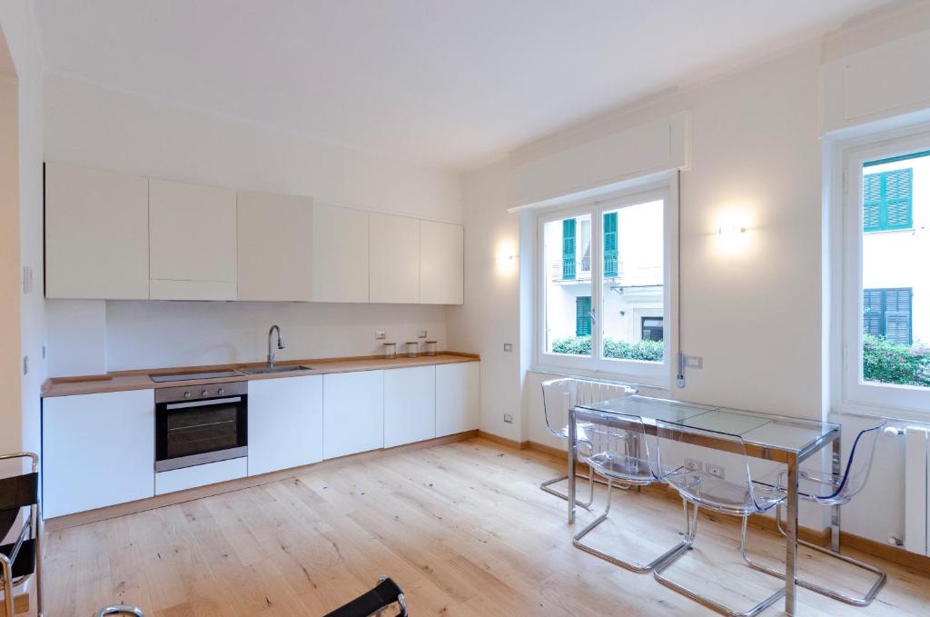 Kuchyňa alebo kuchynka v ubytovaní JOIVY Family Apt for 6, in Santa Margherita near Beach