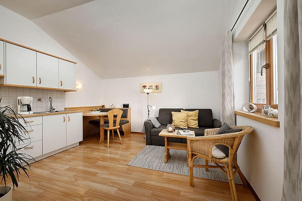 Texelblick Rainegg - Superior One-Bedroom Apartment With Balcony