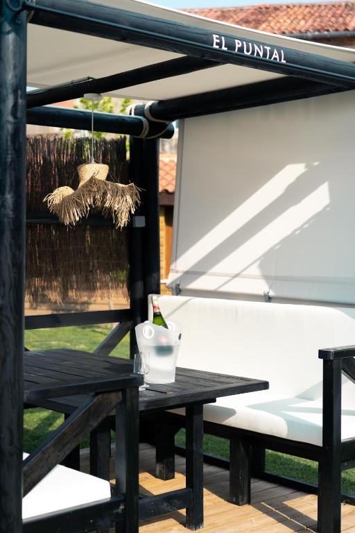 Fotografie z fotogalerie ubytování Jardines Villaverde v destinaci Villaverde de Pontones