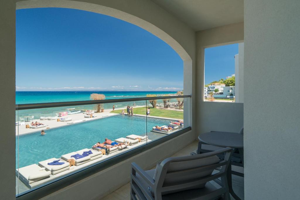 Caravel Suites - Adults Only - 
