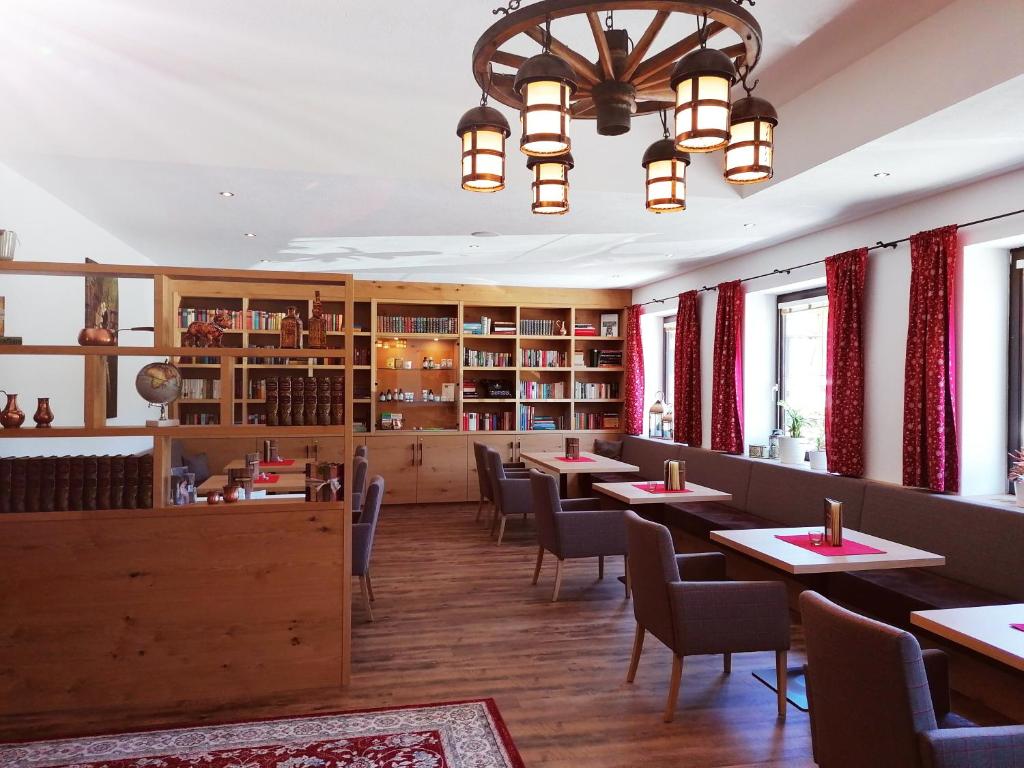 Posezení v ubytování Hotel Tirolerhof