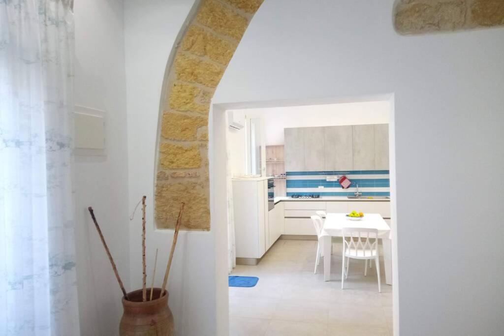 Cucina o angolo cottura di Casa Ancona - Splendido appartamento