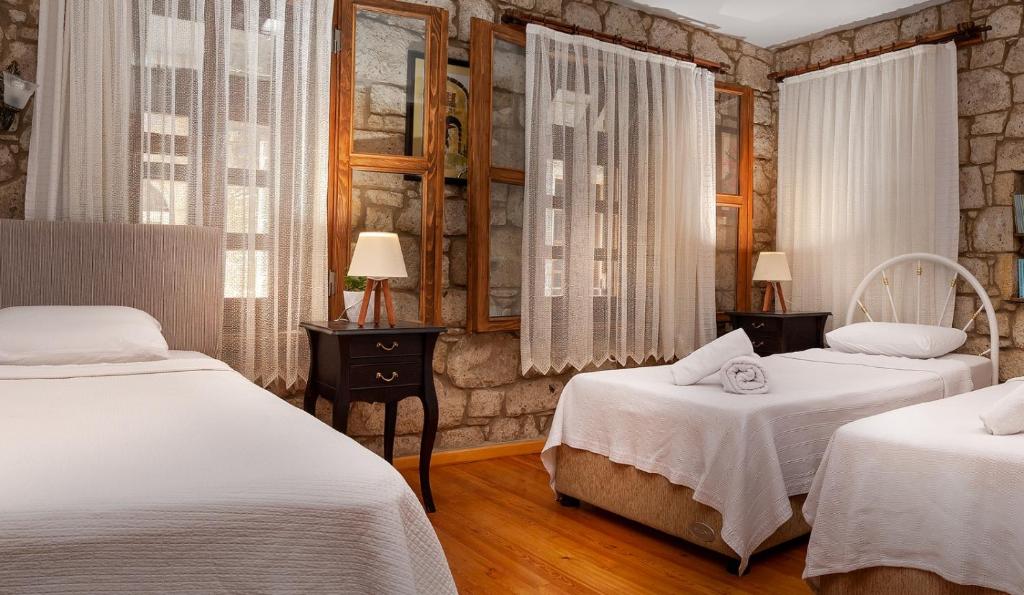 Flores Hotel Alaçatı - Habitación Triple De Lujo