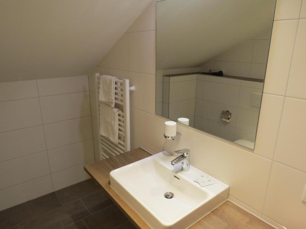 Koupelna v ubytování Büchelsteiner Hof