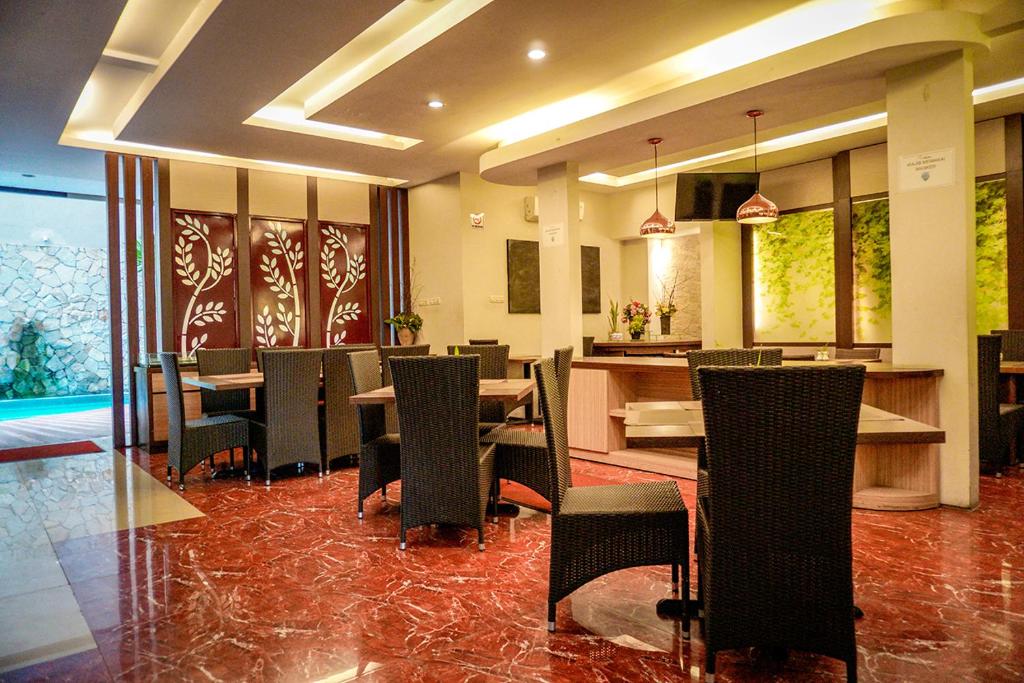 Restaurace v ubytování Andelir Hotel Simpang Lima Semarang