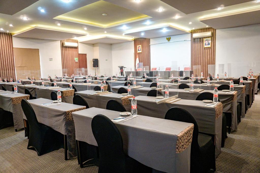 Konferenční prostory v ubytování Andelir Hotel Simpang Lima Semarang