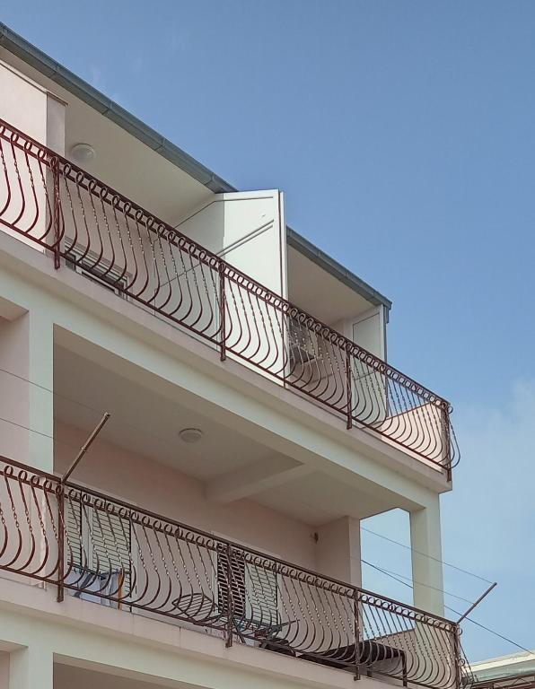 Balkón nebo terasa v ubytování Apartmani Gaby