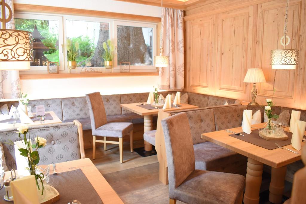 Istumisnurk majutusasutuses Gartenhotel Kloepferkeller