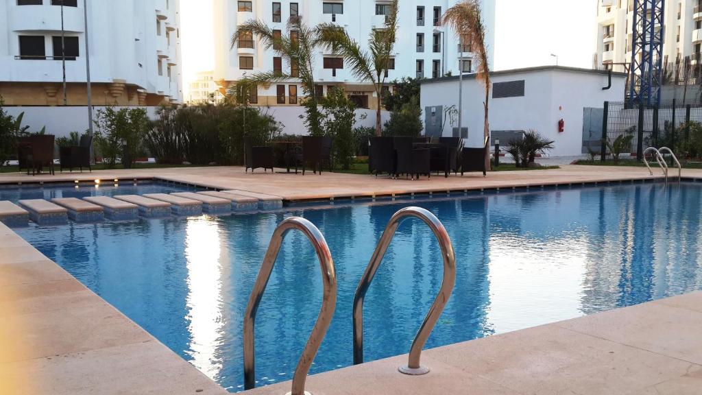 Piscina di Ramada Encore By Wyndham Tangier o nelle vicinanze