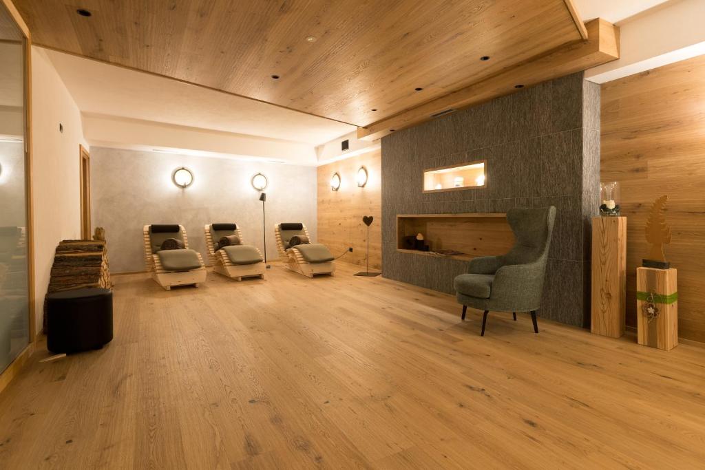 Posezení v ubytování Hotel Li Anta Rossa