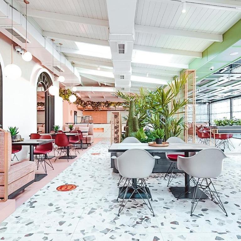 Restaurace v ubytování Iliria Boutique Hotel