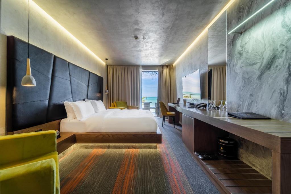 Pinea Hotel Resort & Spa - Image 6