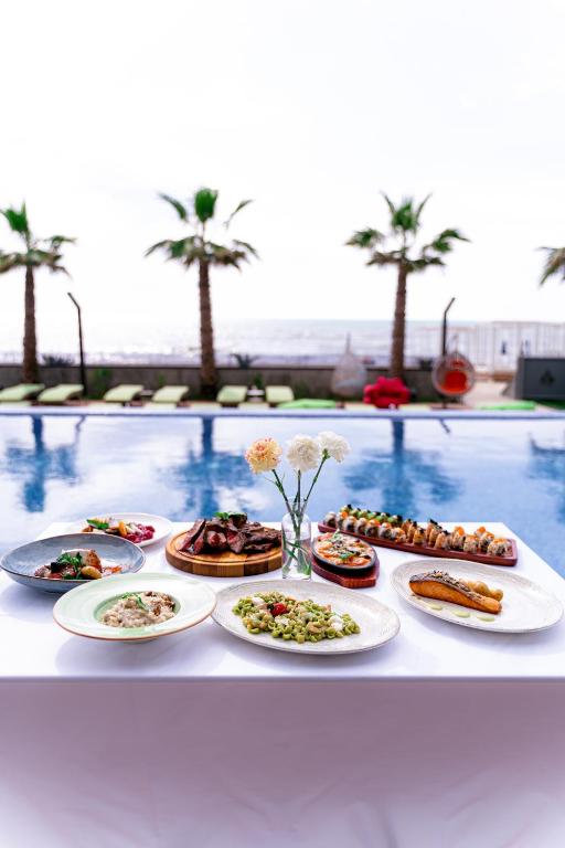 Pinea Hotel Resort & Spa - Image 4
