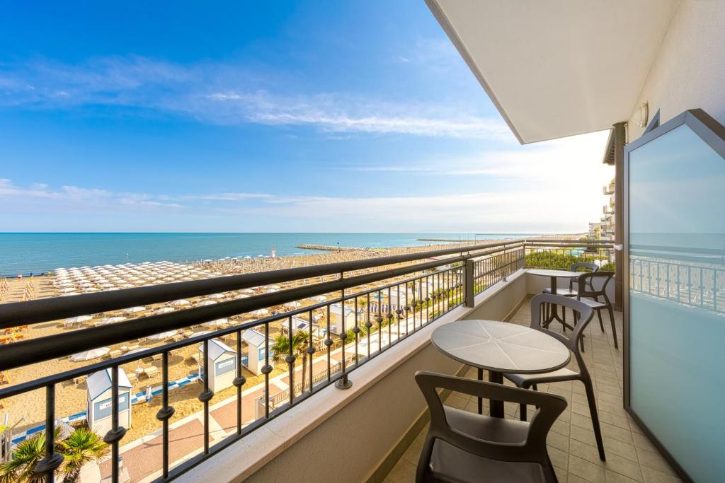 Hotel Nettuno - Family Room (2 Adults + 2 Children Up To 12 Years)