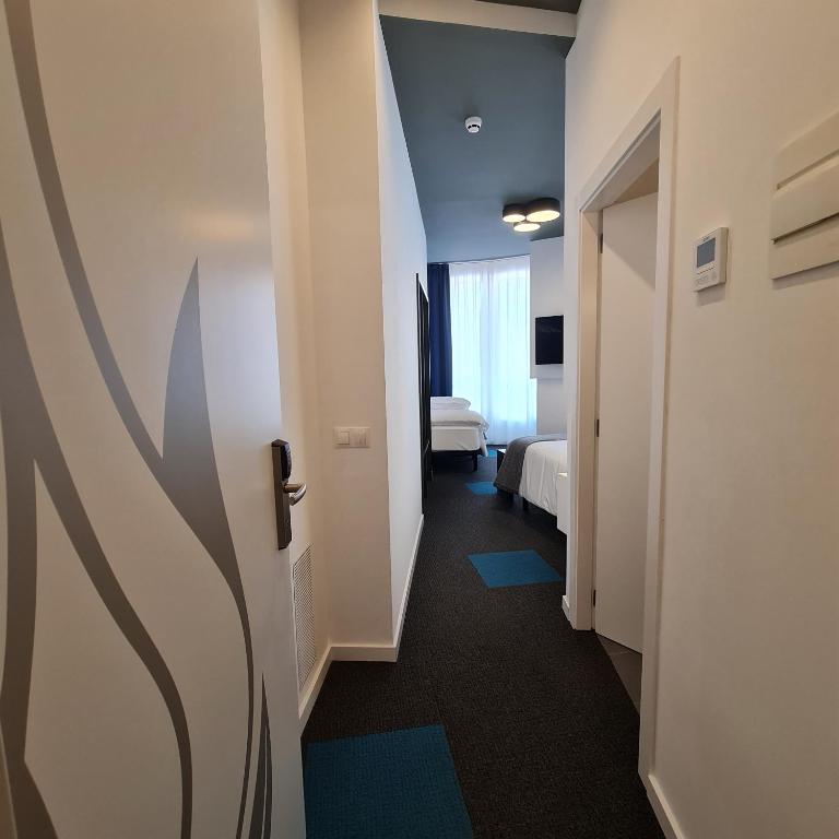 PLAZA VIEW - Resim 37